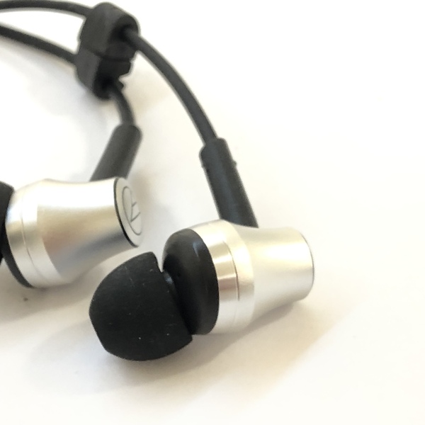 レッド系 audio-technica イヤホン ATH-CKR700BT 未開封