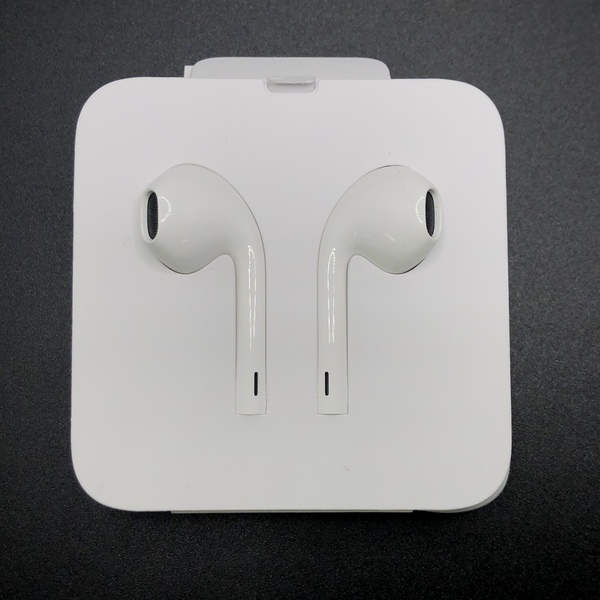 Apple アップル 【中古】EarPods with Lightning Connector【仙台】 / e☆イヤホン