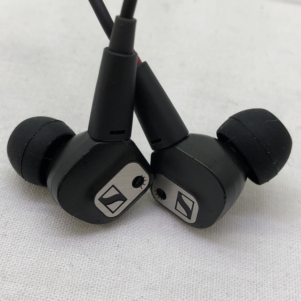 ○手数料無料!! uvb SENNHEISER ゼンハイザー IE80S イヤホン ブラック