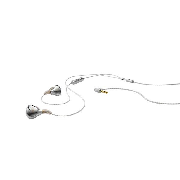 beyerdynamic 728560 Xelento Remote 2nd Generation Audiophile in-Ear  Headphones Bundle with YR CPS Enhanced Protection Pack 