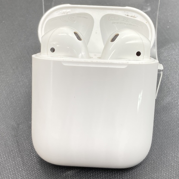【新品未開封】Apple AirPods MMEF2J/Aヘッドフォン/イヤフォン