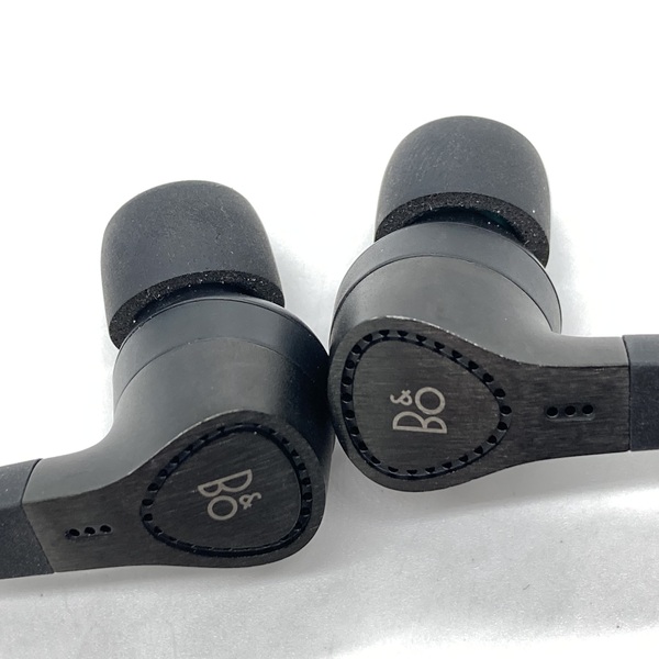 BANG & OLUFSEN バングアンドオルフセン 【中古】Beoplay E4 Black