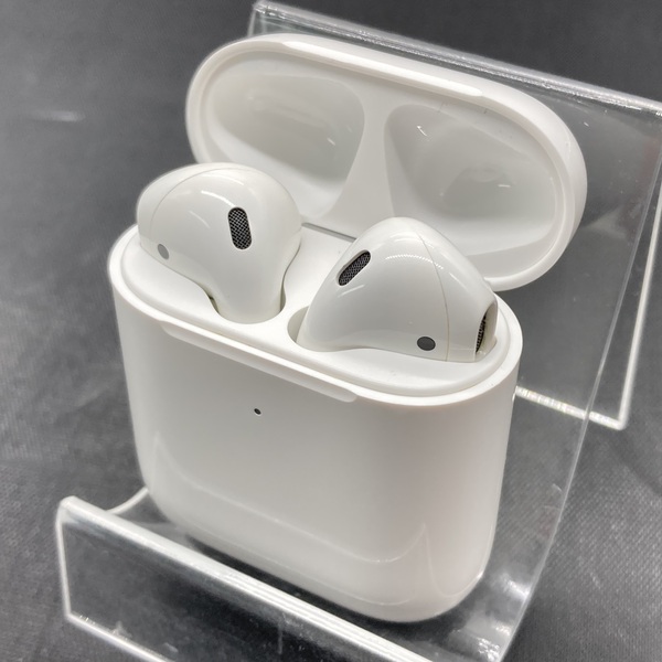 Apple アップル 【中古】AirPods with Wireless Charging Case MRXJ2J 