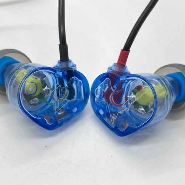 Maestraudio マエストローディオ 【中古】MA910SB 4.4mm アクアブルー