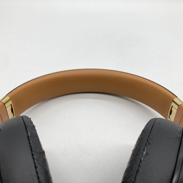 有名人芸能人】 中古 BEATS STUDIO3 ヘッドフォン WIRELESS