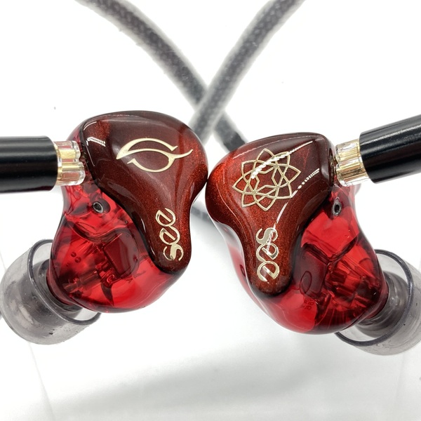 Seeaudio Bravery Anniversary 限定品赤有線イヤフォン - ヘッドフォン