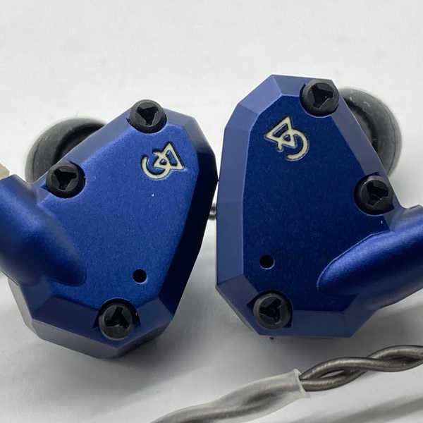 Campfire Audio キャンプファイヤー オーディオ 【中古】Mammoth 【CAM