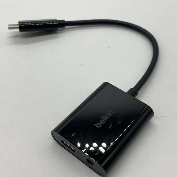 BELKIN ベルキン 【中古】3.5mmオーディオ+USB-C 充電アダプター【仙台