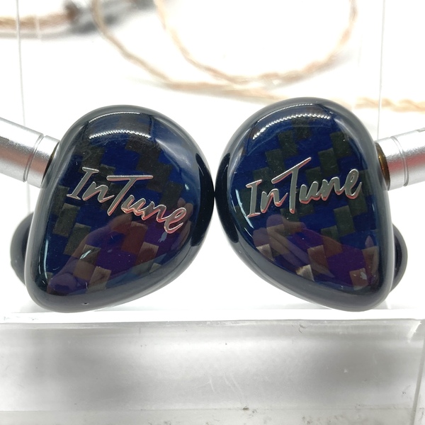 iBasso Audio アイバッソ オーディオ IT04 Blue Black / e☆イヤホン