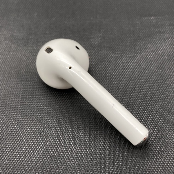 Apple AirPods Pro 初代 第1世代 (右耳ノイズ有り)