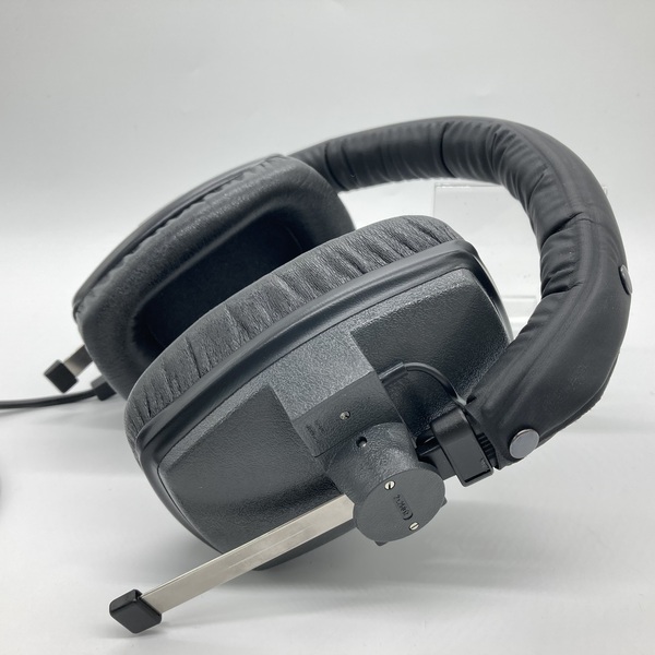 beyerdynamic ベイヤーダイナミック DT 150 (250 Ohm)【なくなり次第