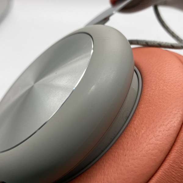 BANG & OLUFSEN バングアンドオルフセン 【中古】Beoplay H4 Tangerine