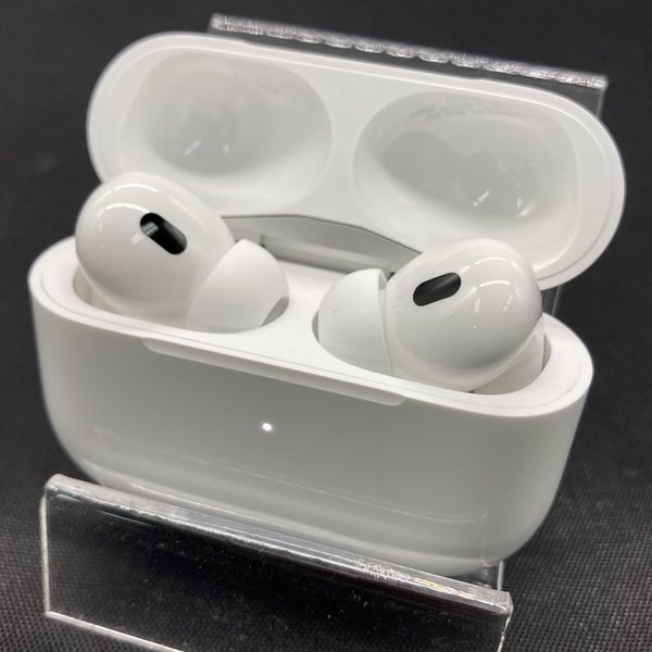 AirPods Pro 第2世代 MagSafe充電ケース (USB-C) 付き