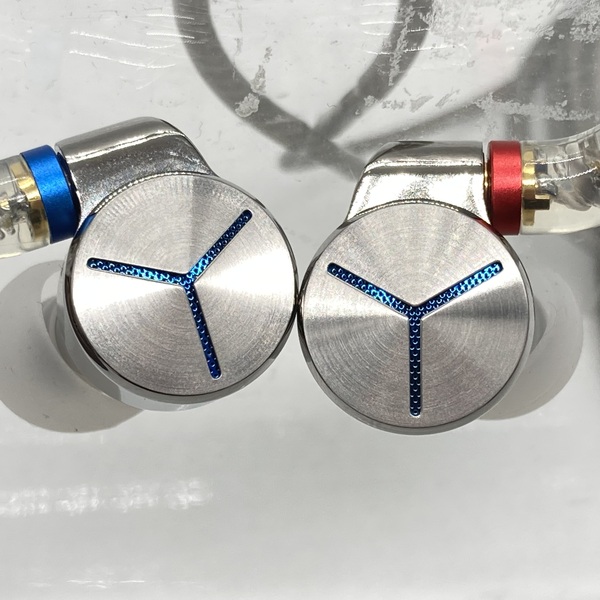 FIIO フィーオ 【中古】JD7 Silver 【FIO-IEM-JD7-S】【秋葉原】 / e