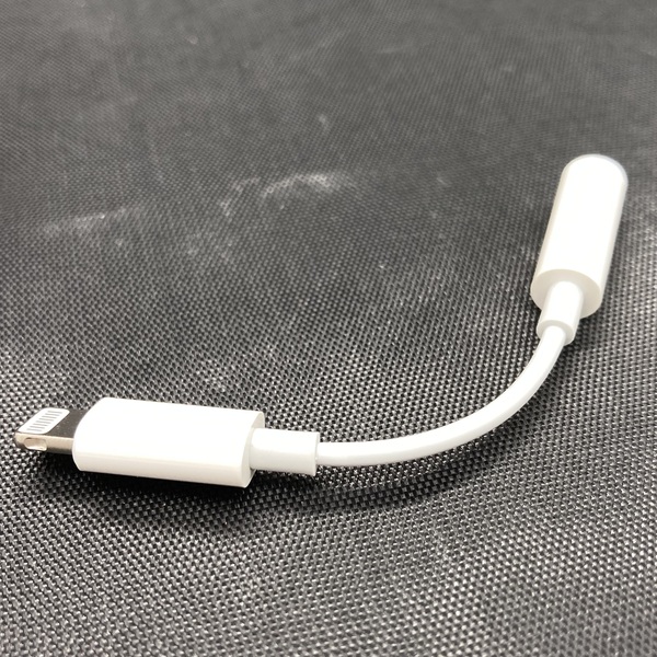 Apple アップル 【中古】Lightning - 3.5 mmヘッドフォンジャック