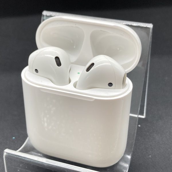Apple アップル 【中古】AirPods with Charging Case MV7N2J/A【日本橋】 / e☆イヤホン