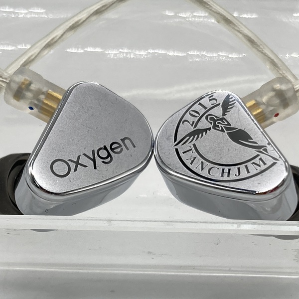 oxygen イヤホン トップ