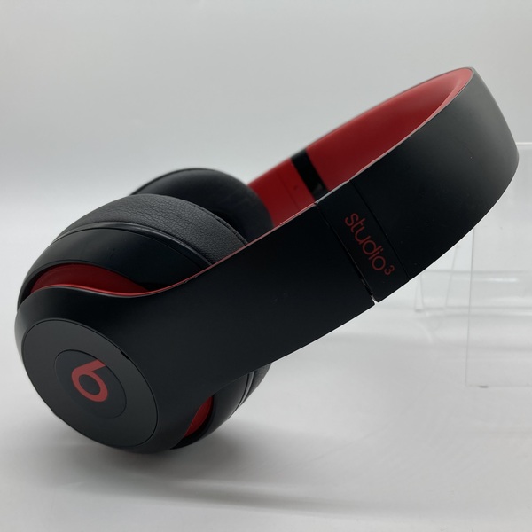 Beats by Dr. Dre ビーツバイドクタードレ 【中古】Beats Studio3 Wireless レジスタンス ブラックレッド【BT  STUDIO3 WL DEF（MRQ82PA/A）】【秋葉原】 / e☆イヤホン