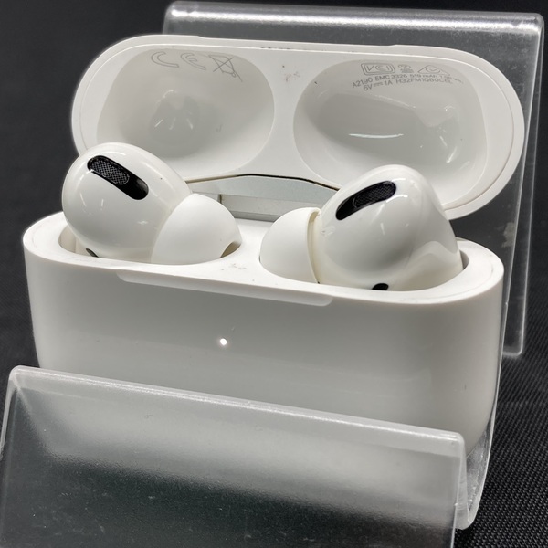 Apple アップル 【中古】Apple AirPods Pro MLWK3J/A (2021/Magsafe)【日本橋】 / e☆イヤホン