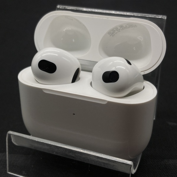 Apple アップル 【中古】Airpods MPNY3J/A 3rd Generation Lightning充電ケース付【名古屋】 / e☆イヤホン