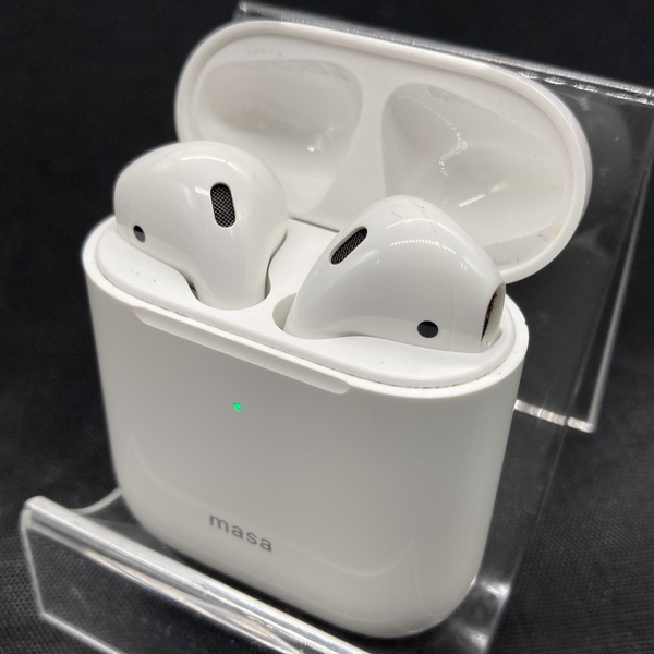 Apple アップル 【中古】AirPods with Wireless Charging Case MRXJ2J-A【秋葉原】 / e☆イヤホン