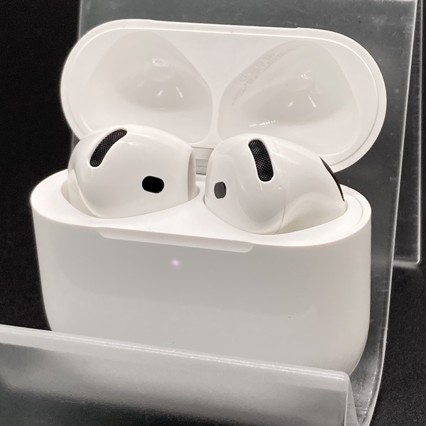 中古】Apple 温い AirPods 4 アクティブノイズキャンセリング搭載モデル MXP93J/A【ECセンター】保証