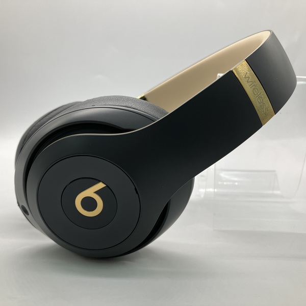 Beats by Dr. Dre ビーツバイドクタードレ 【中古】Beats Studio3 Wireless シャドーグレイ 【BT STUDIO3  WL S-GRY（MQUF2PA/A）】【秋葉原】 / e☆イヤホン