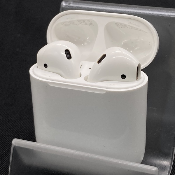 Apple アップル 【中古】AirPods with Charging Case MV7N2J/A【名古屋】 / e☆イヤホン