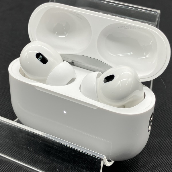 Apple アップル 【中古】MagSafe充電ケース(USB-C)付きAirPods Pro(第2世代) MTJV3JA【秋葉原】 / e☆イヤホン