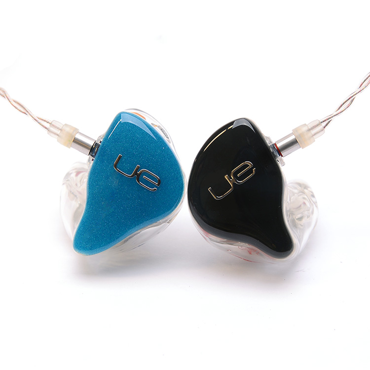 最低価格の 美品Ultimate Ears UE5Pro カスタムIEM イヤホン - www ...